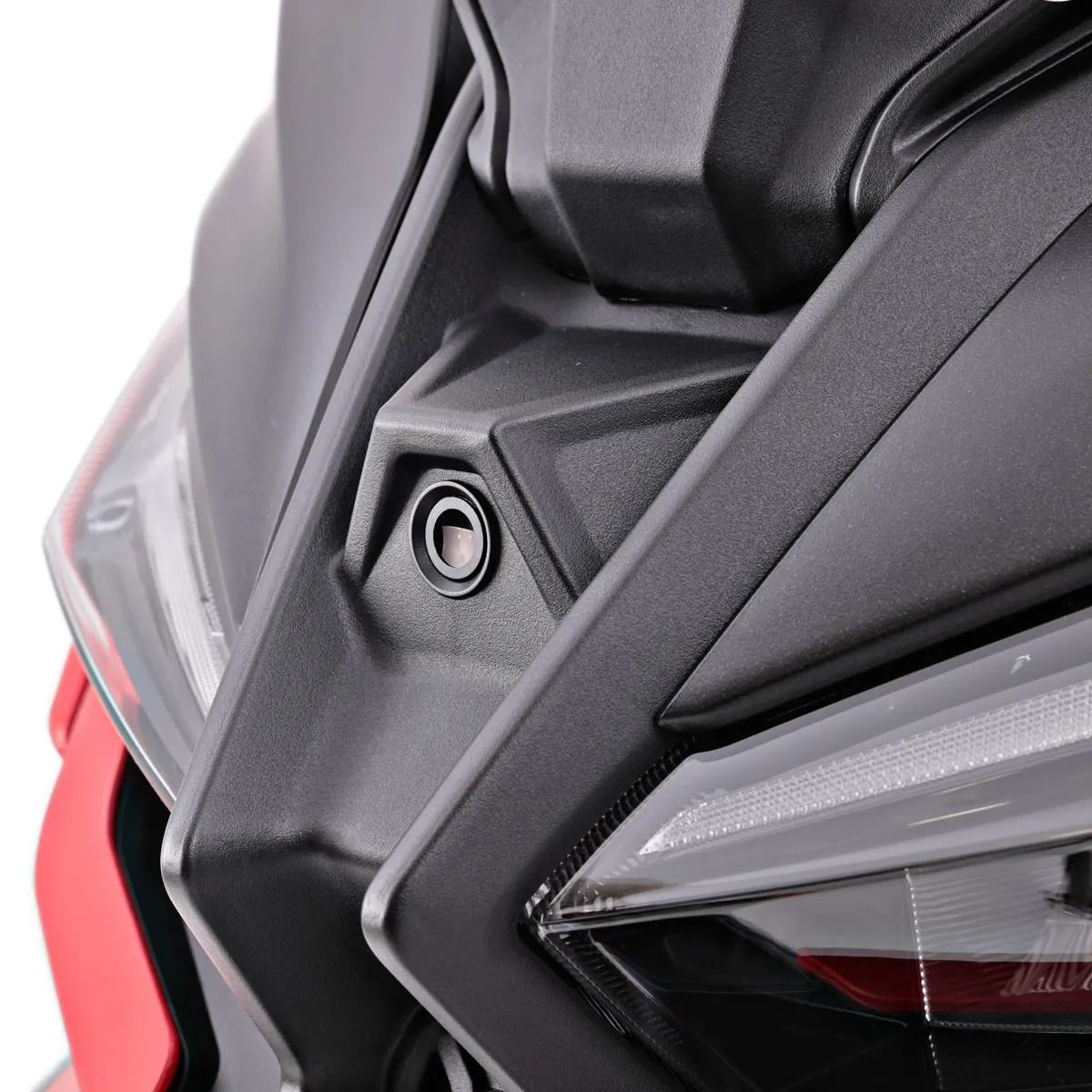 Detalle del frontal crossover del Voge SR1 ADV